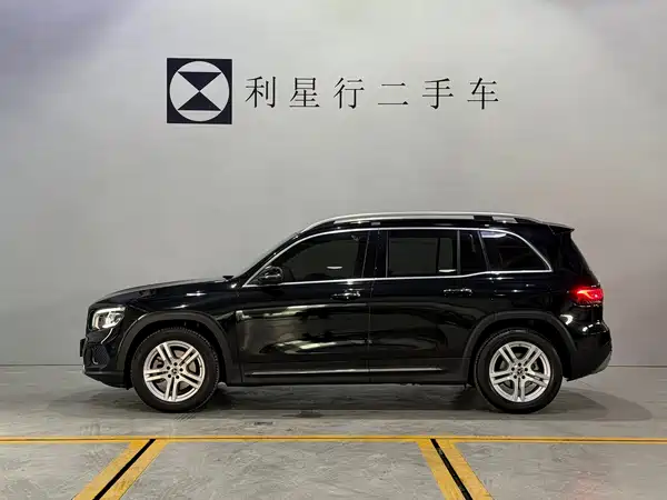 Mercedes-Benz GLB 2023