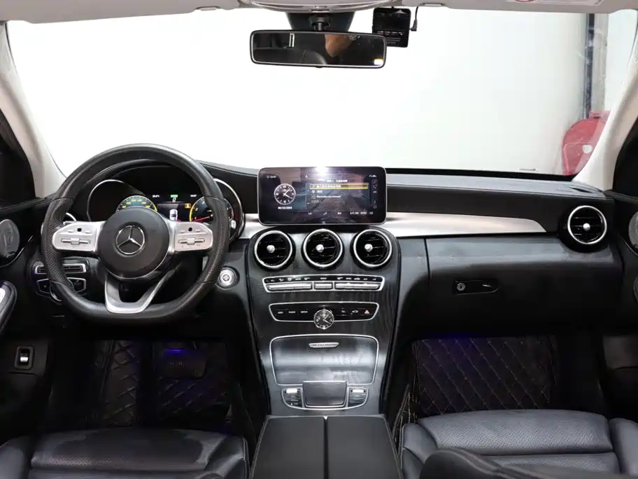 Mercedes-Benz C-Class 2021 — фото 12