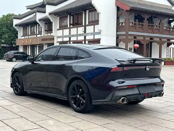 Changan UNI-V 2022