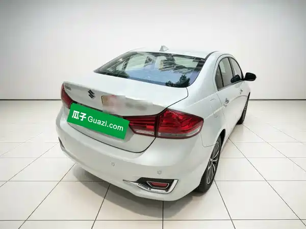 Suzuki Qiyue 2016