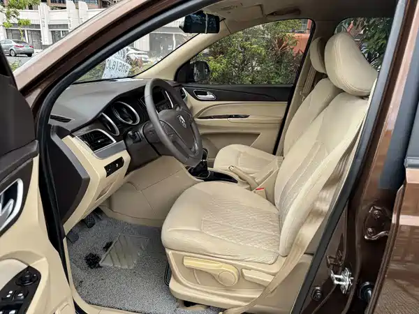 Baojun 730 2018