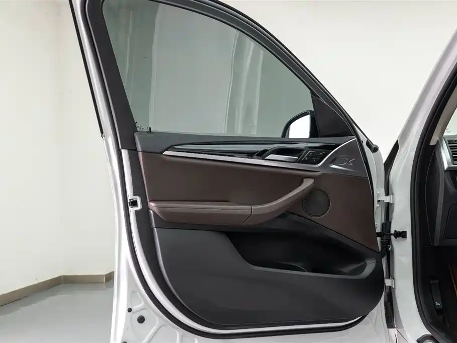 BMW X3 2023 — фото 10