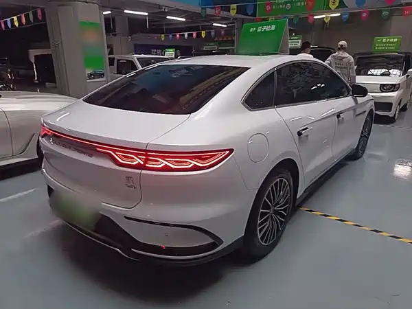 BYD Han 2022