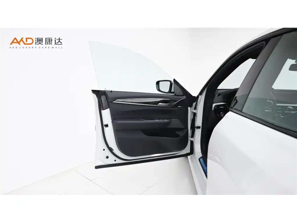 BMW 6 Series GT 2020 — фото 10