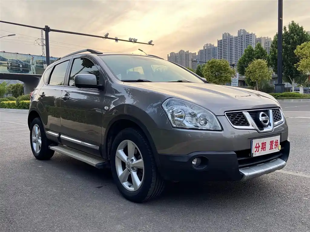 Nissan Qashqai 2012 — фото 3