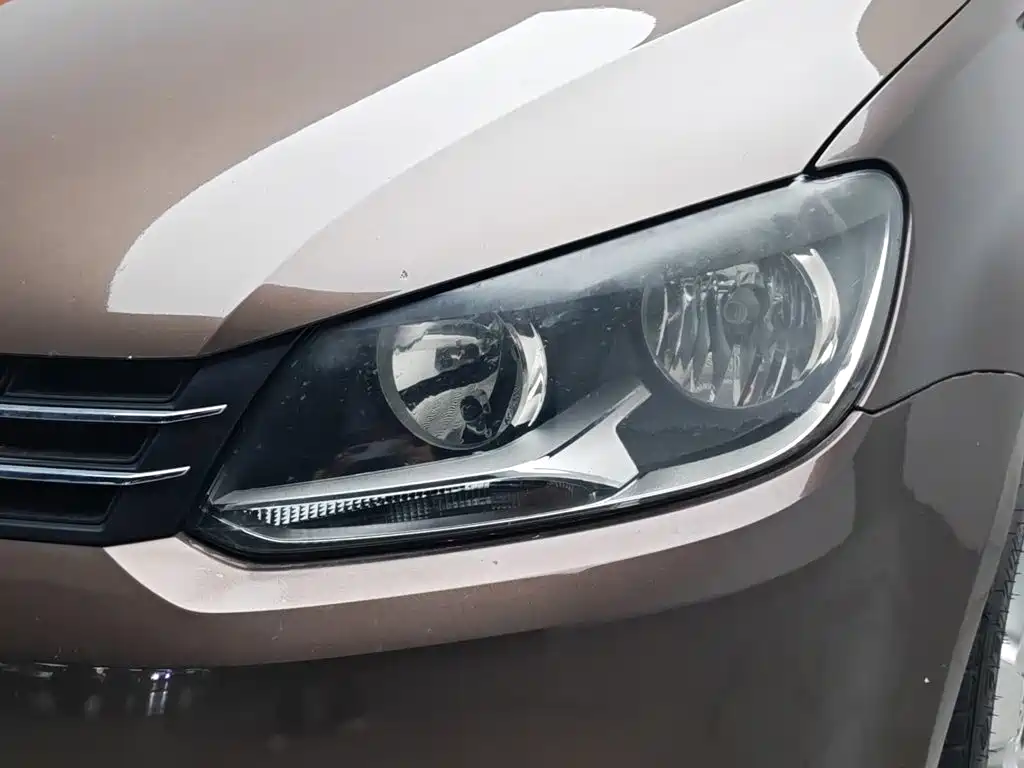 Volkswagen Touran 2014