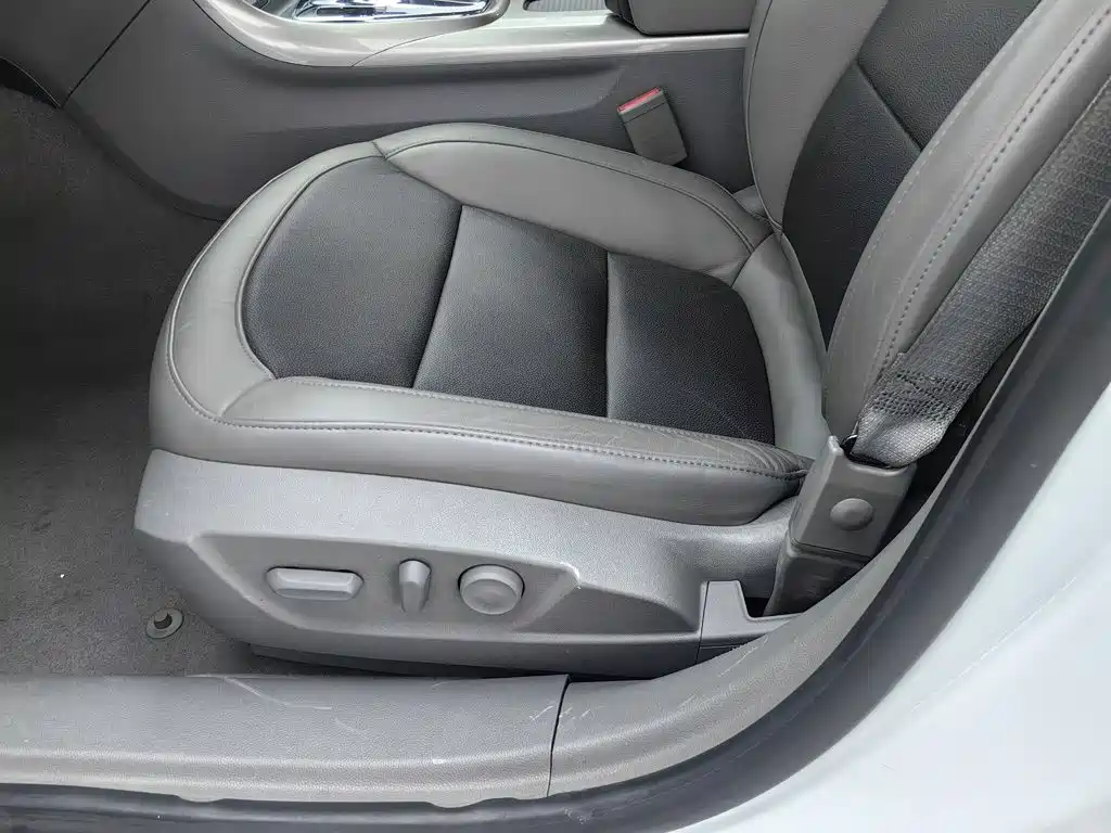 Chevrolet Malibu 2013 — фото 20