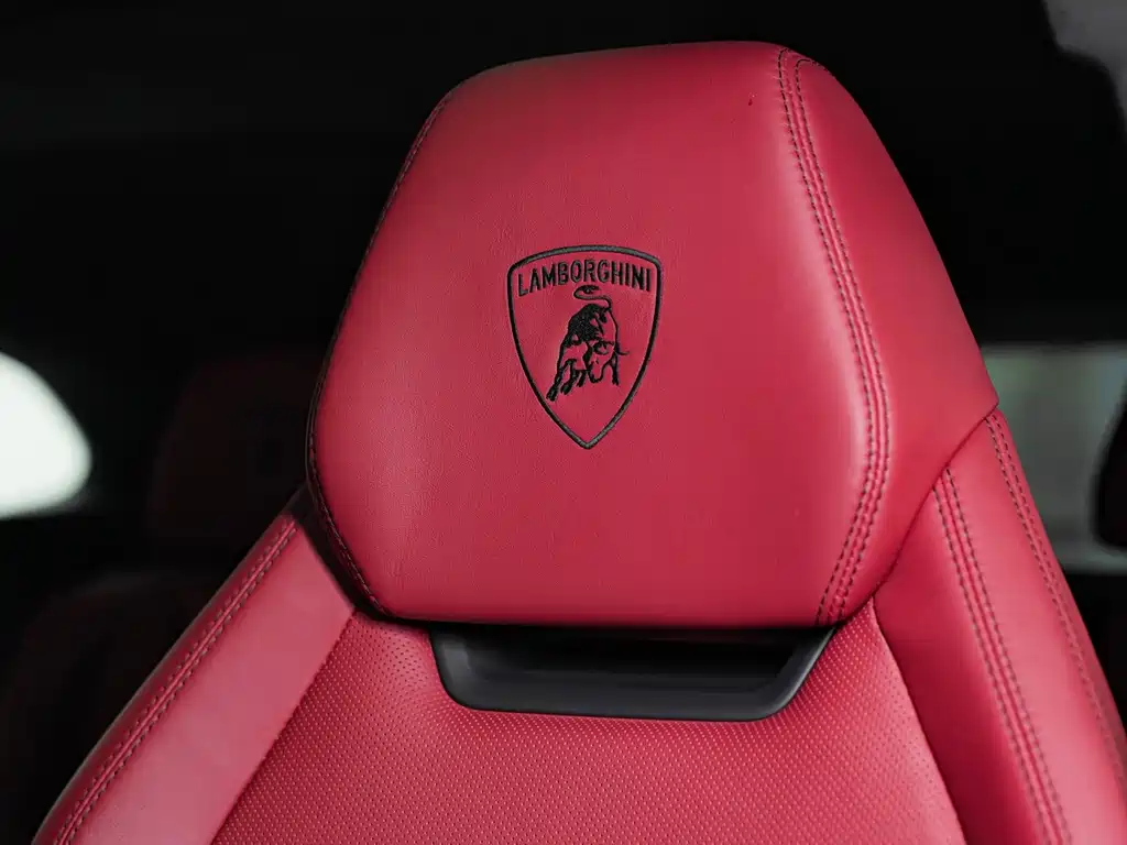 Lamborghini Urus 2021 — фото 10