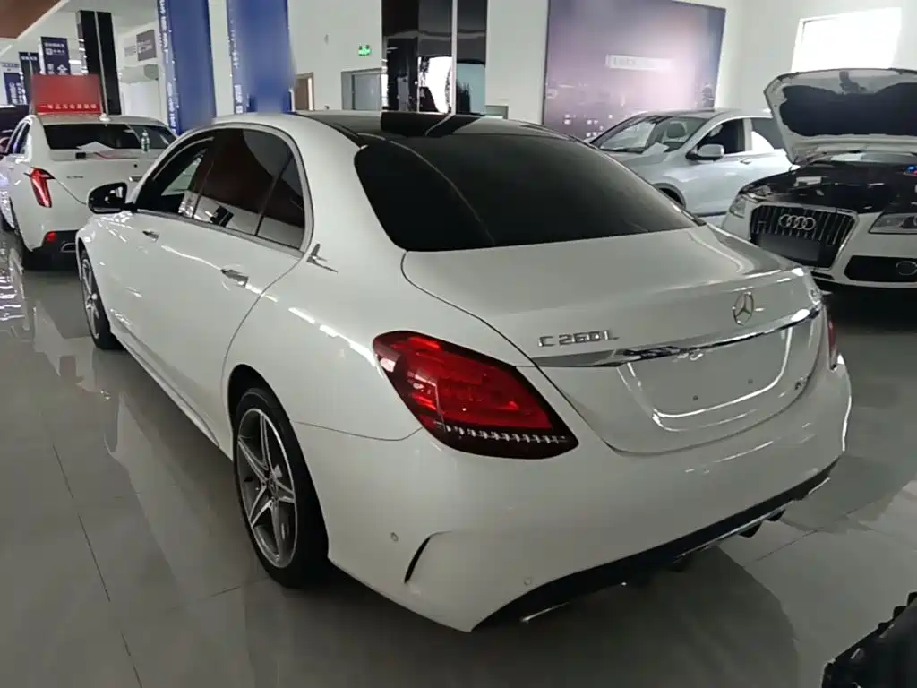 Mercedes-Benz C-Class 2019