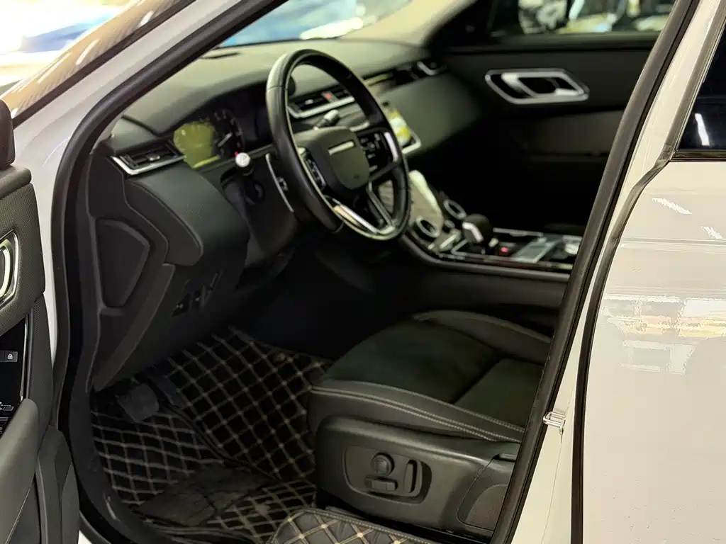 Land Rover Range Rover Velar 2022 — фото 14
