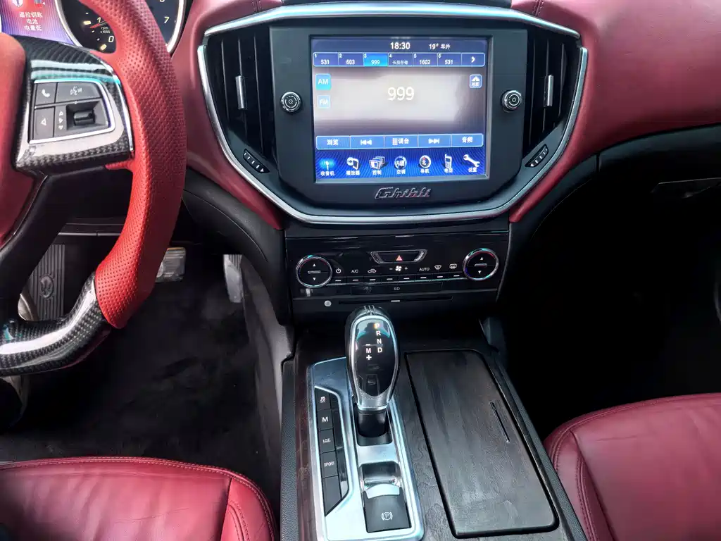 Maserati Ghibli 2014 — фото 16