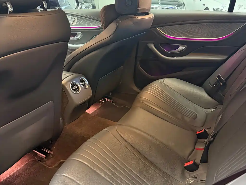 Mercedes-Benz CLS 2020 — фото 11