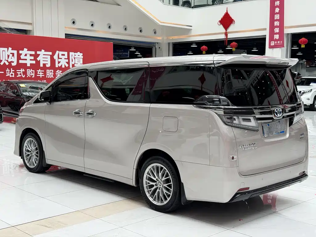 Toyota Vellfire 2019 — фото 25