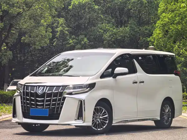 Toyota Alphard 2021