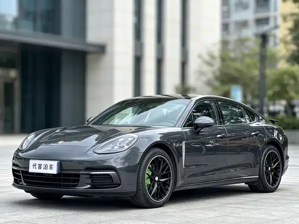 Porsche Panamera 2018