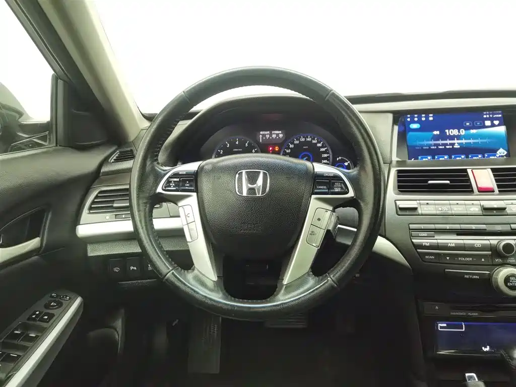Honda Crosstour 2013 — фото 11