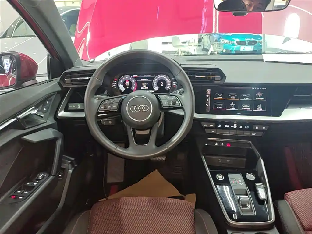 Audi A3 2021 — фото 11