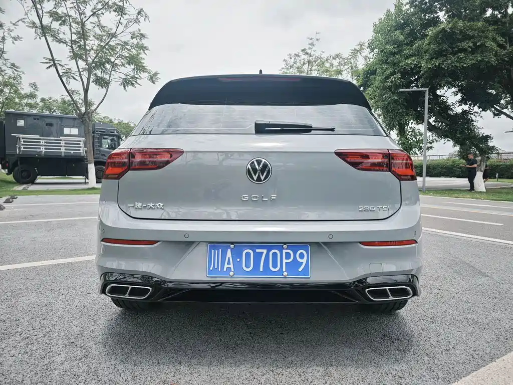 Volkswagen Golf 2023