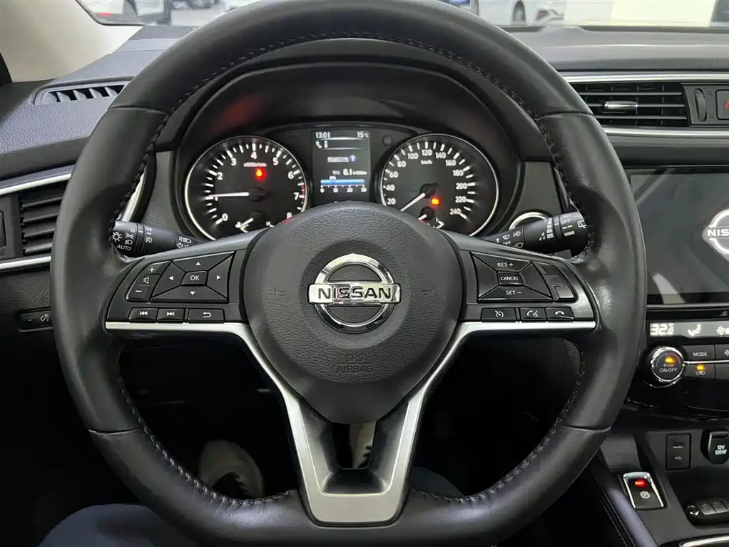 Nissan Qashqai 2021 — фото 12