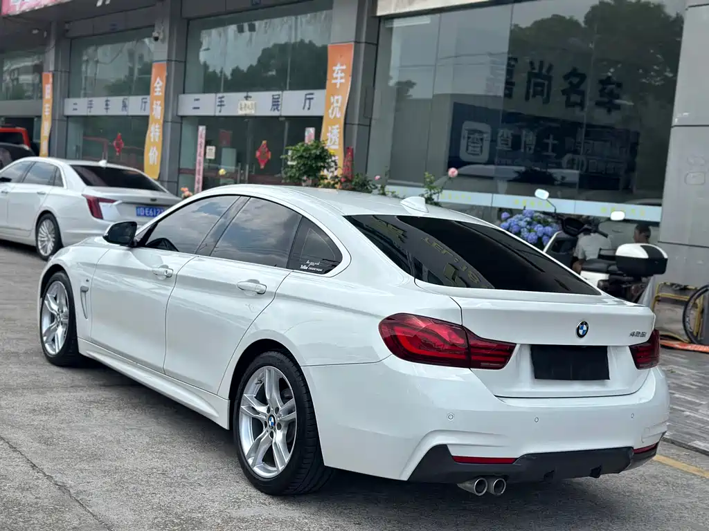 BMW 4 Series 2021 — фото 9