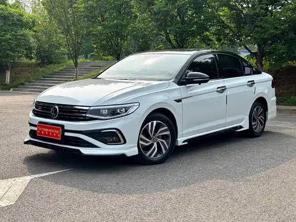 Volkswagen Bora 2023