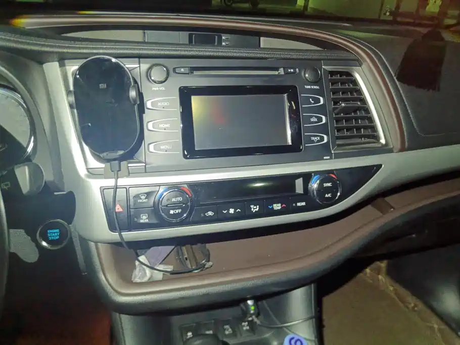 Toyota Highlander 2016 — фото 13