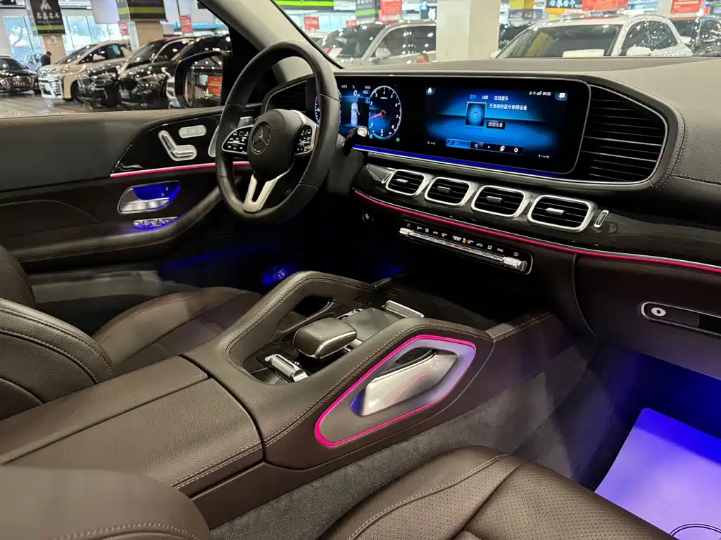Mercedes-Benz GLE 2020 — фото 24