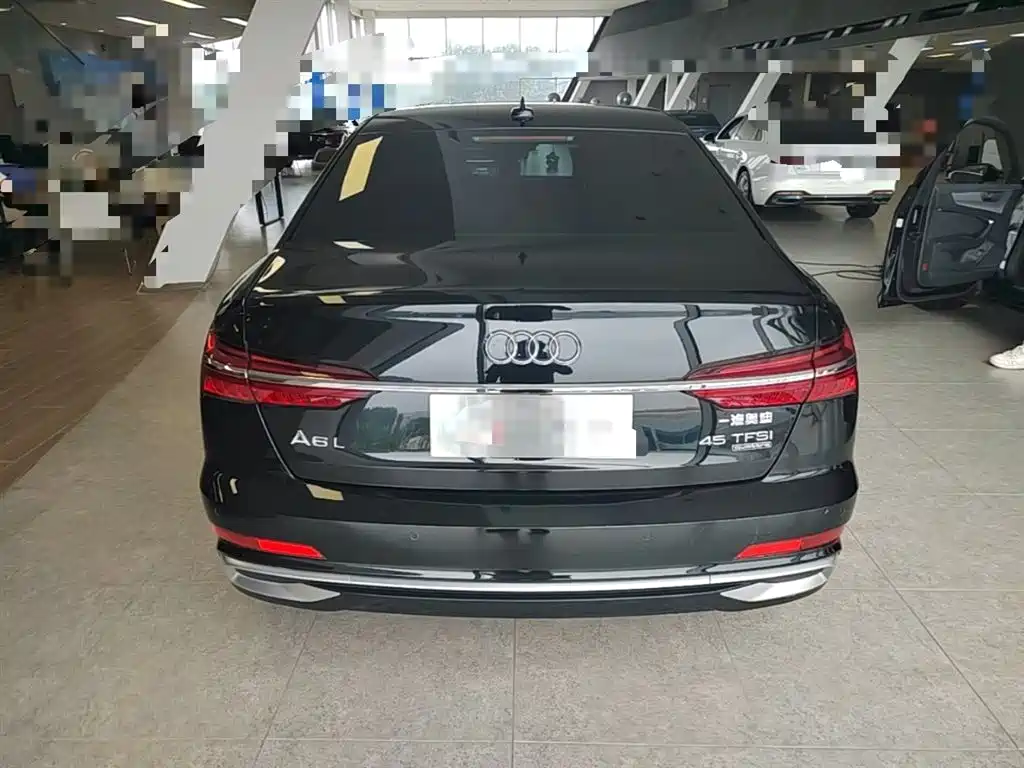 Audi A6L 2023 — фото 10