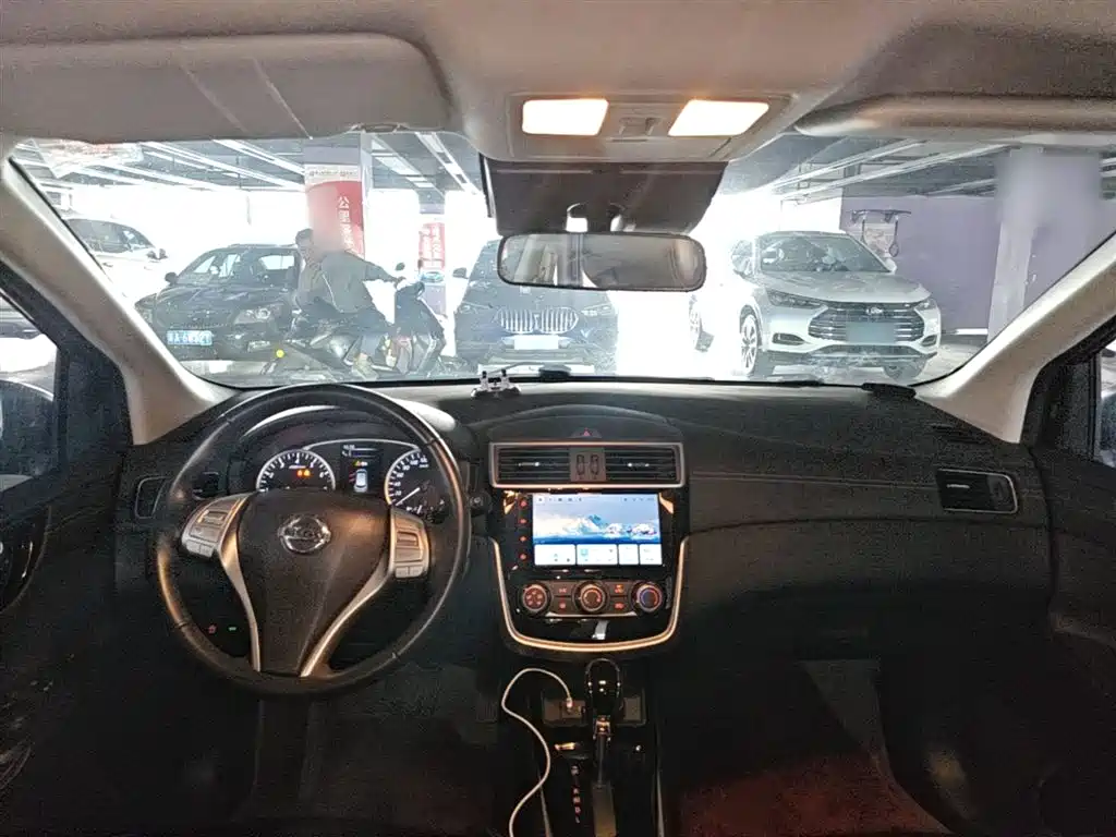 Nissan Tiida 2021 — фото 10