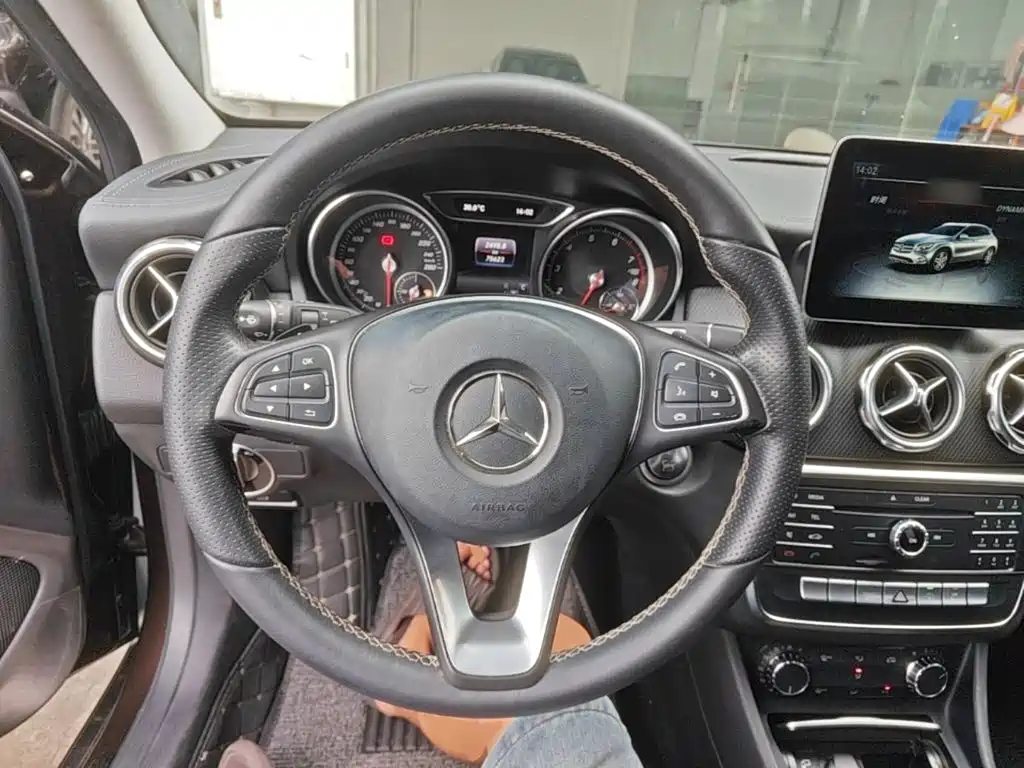 Mercedes-Benz GLA 2017
