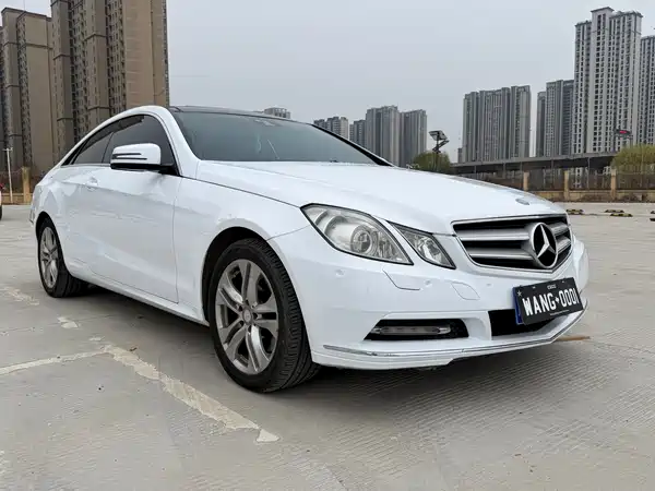 Mercedes-Benz E-Class 2009