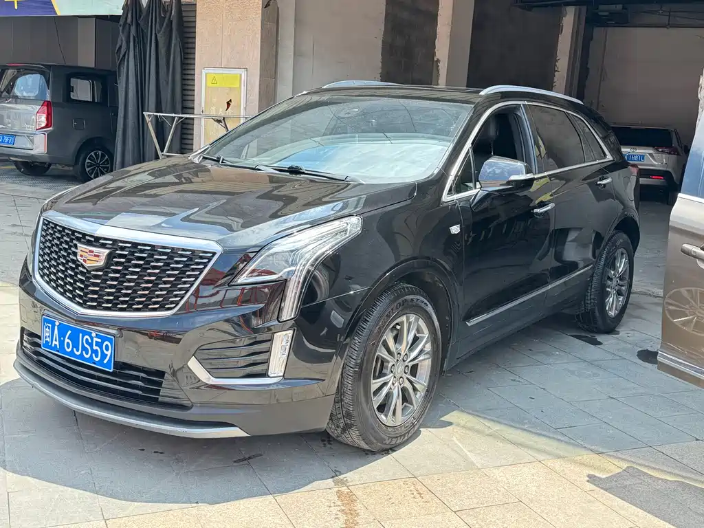 Cadillac XT5 2019 — фото 1