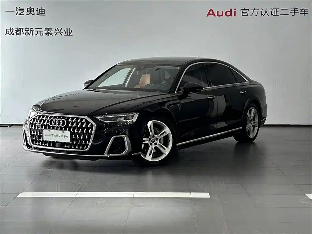 Audi A8 2023 — фото 1