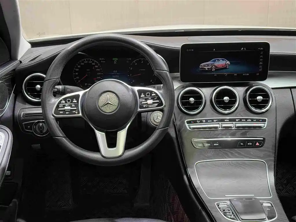 Mercedes-Benz C-Class 2019 — фото 14