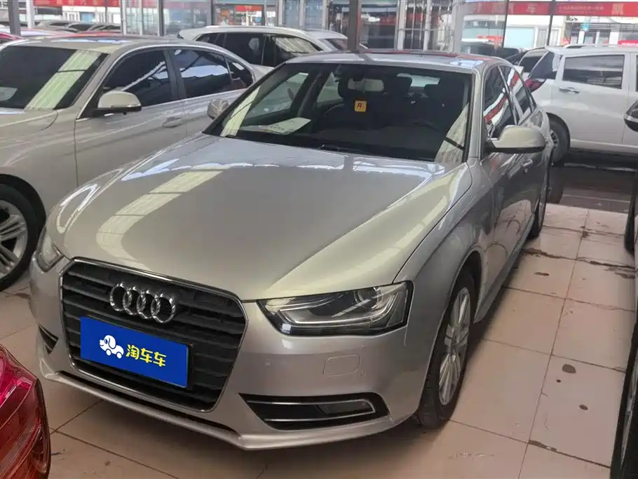 Audi A4L 2012