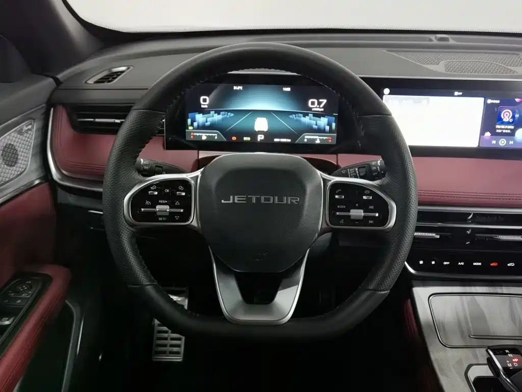 Jetour X70 PLUS 2024 — фото 11