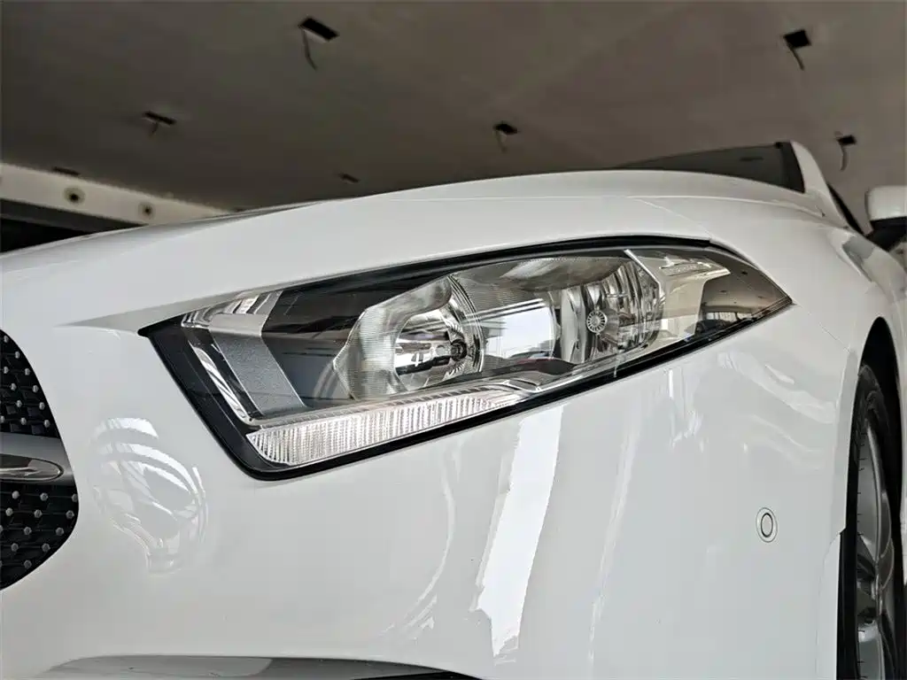Mercedes-Benz A-Class 2021 — фото 13