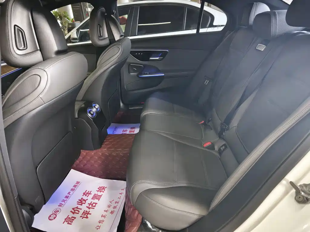 Mercedes-Benz C-Class 2022