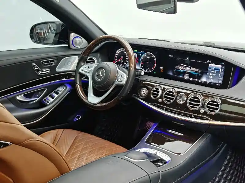 Mercedes-Benz Maybach S-Class 2021 — фото 11
