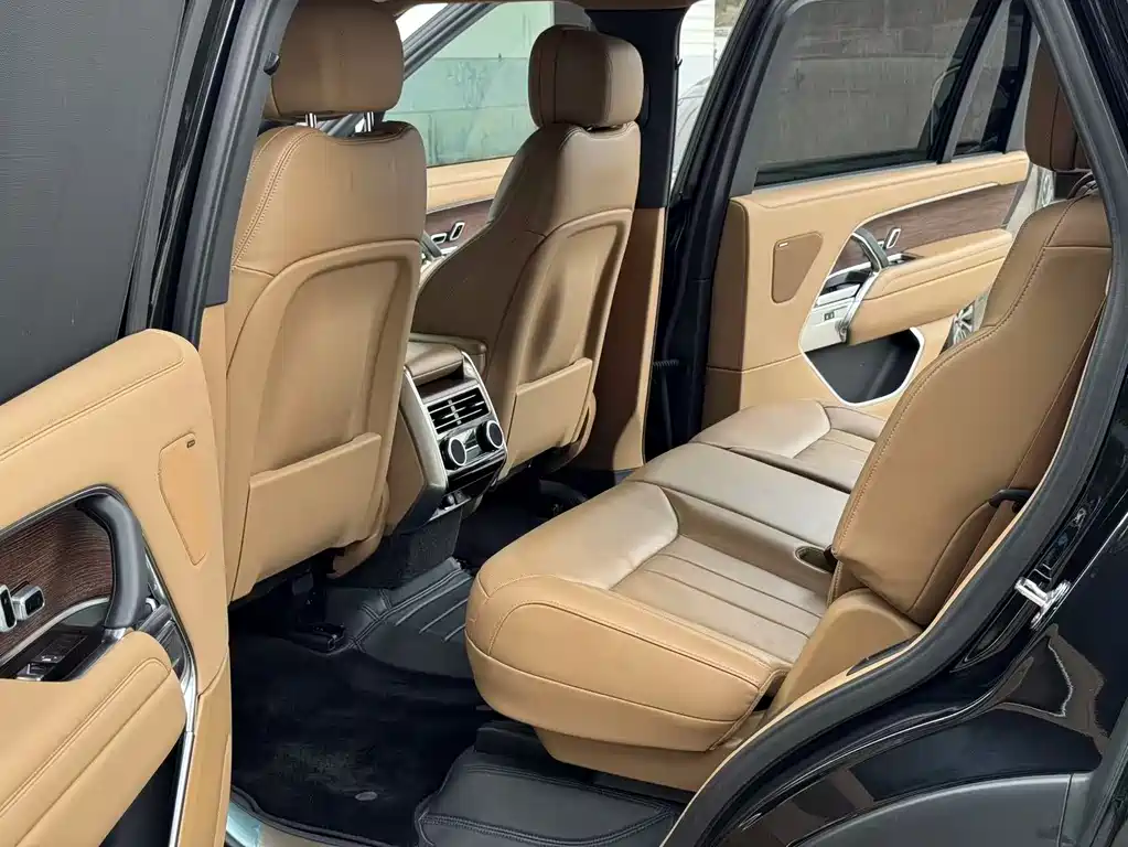 Land Rover Range Rover 2024