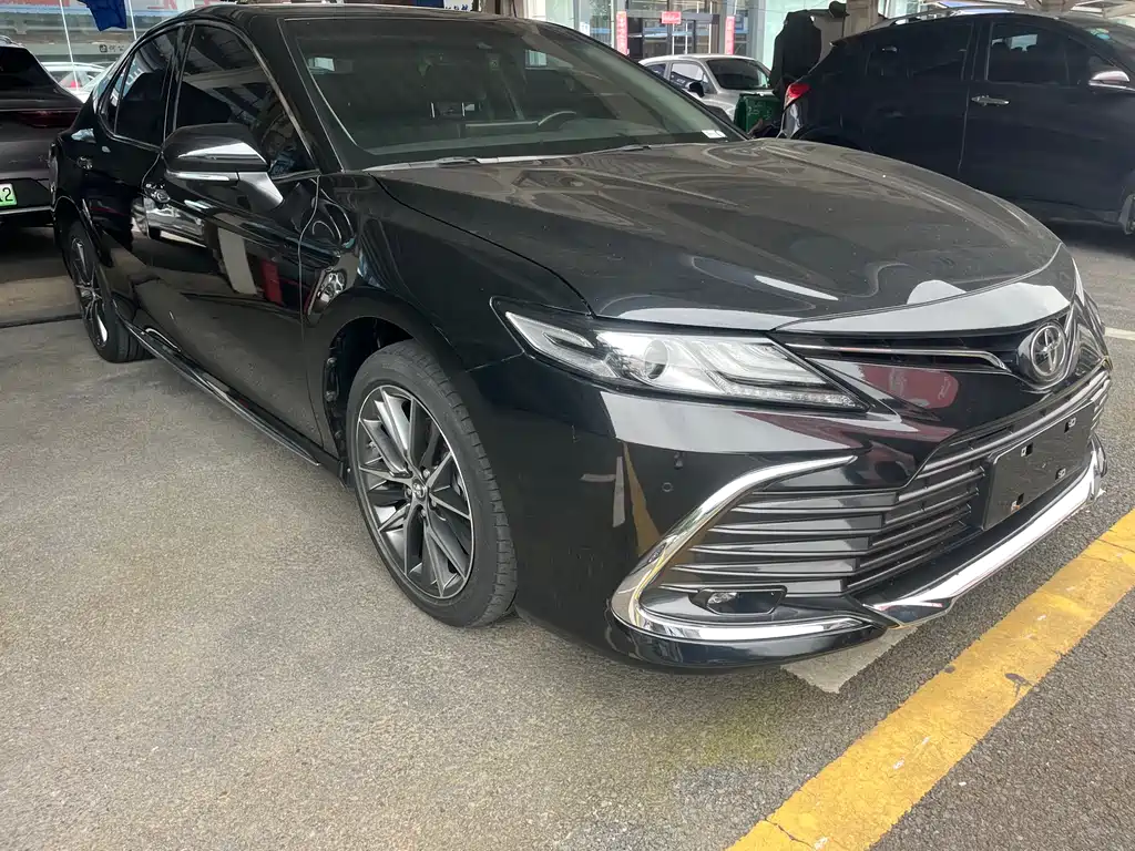 Toyota Camry 2023