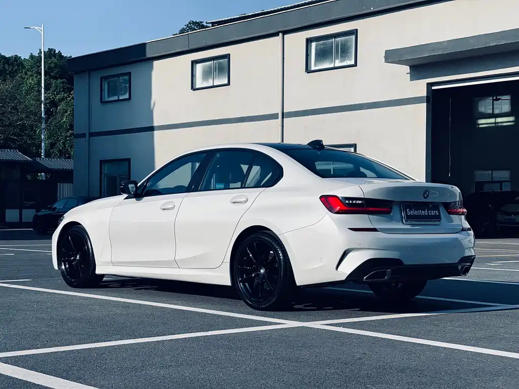 BMW 3 Series 2020