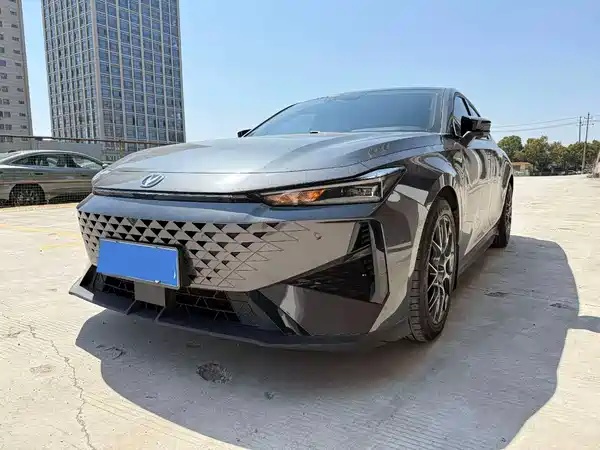 Changan UNI-V 2024