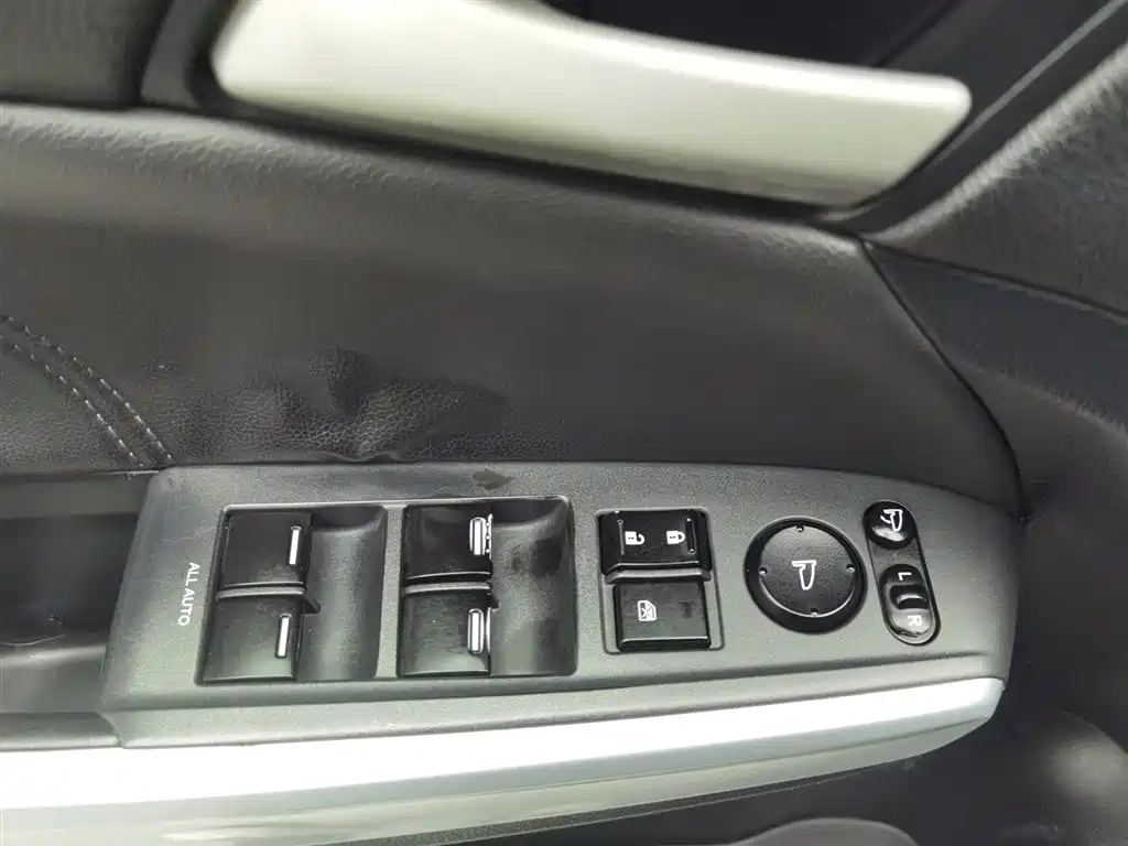 Honda Crosstour 2013 — фото 9