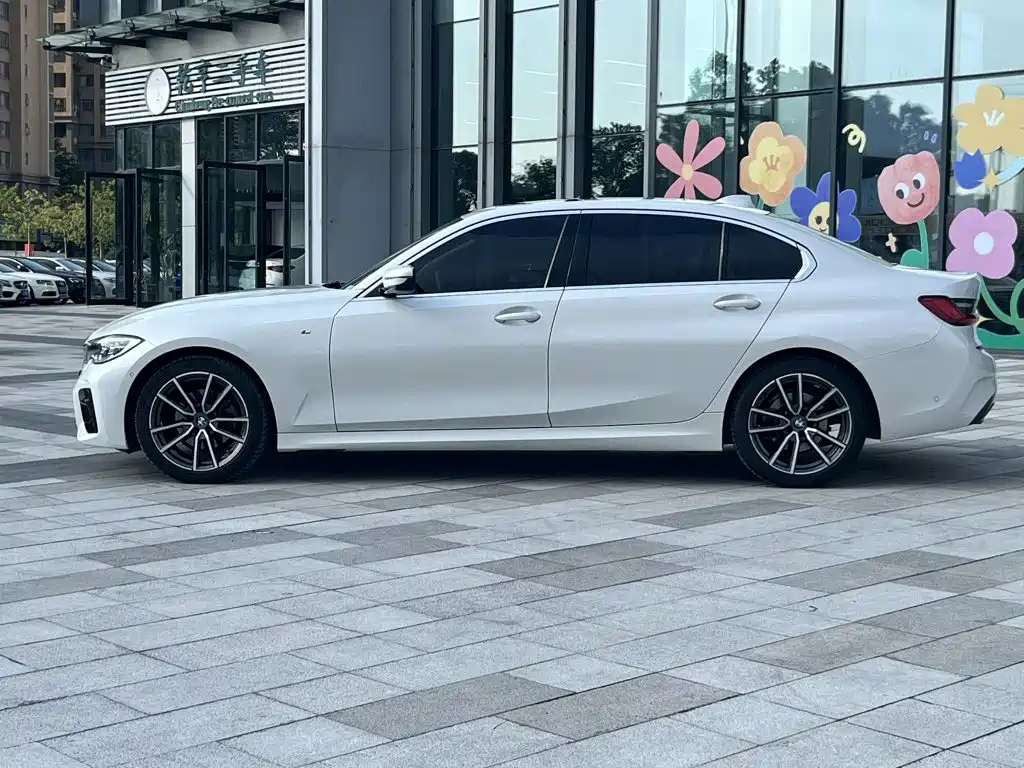 BMW 3 Series 2020 — фото 11