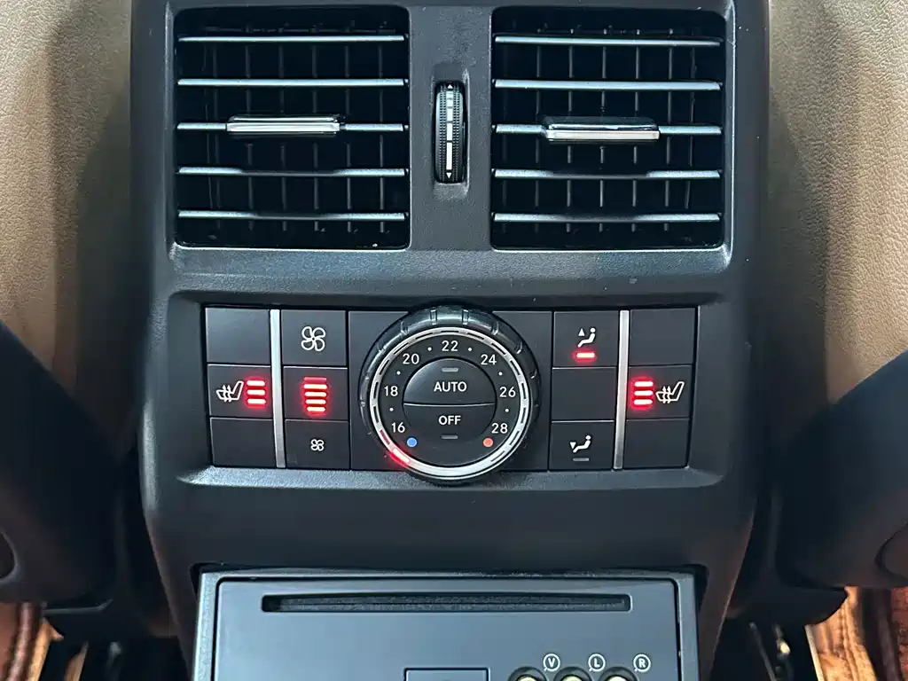 Mercedes-Benz GLS 2018 — фото 25