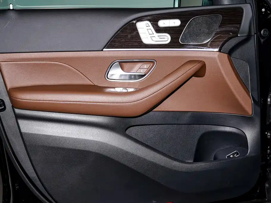 Mercedes-Benz GLE 2025 — фото 17