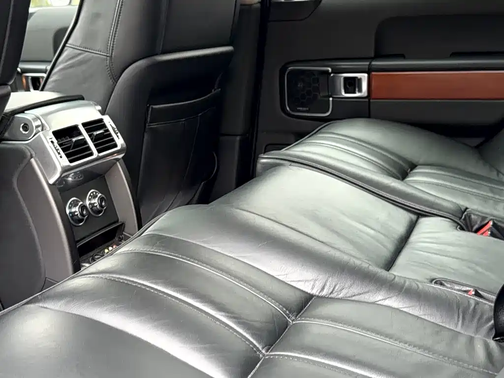Land Rover Range Rover 2011 — фото 10