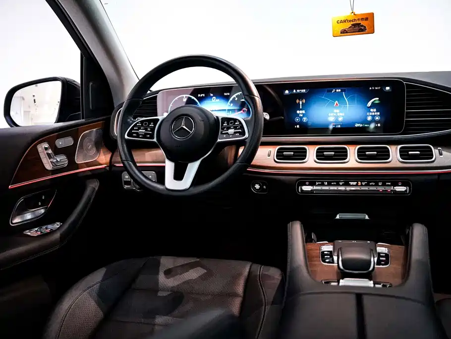 Mercedes-Benz GLE 2020 — фото 24