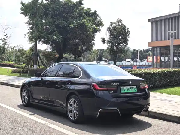 BMW i3 2023